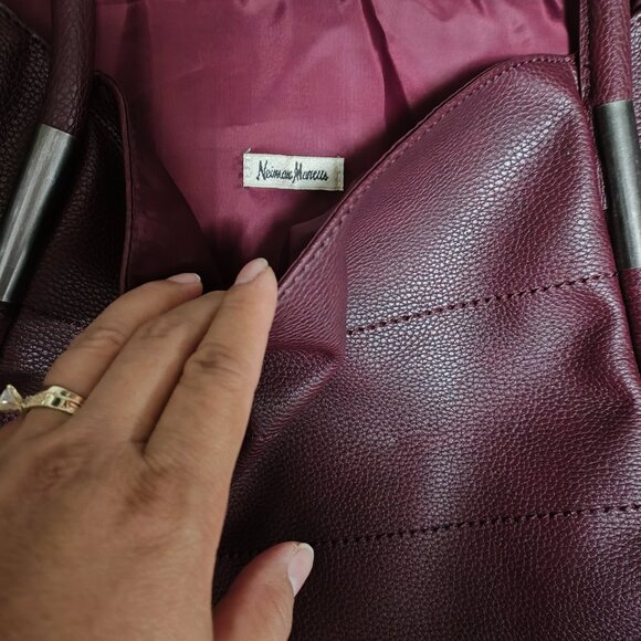 Tote and pouch set - Picture 2 of 9